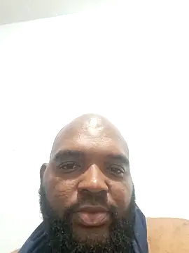 Snapshot of Sny- chatting on March 2, 2026, 6:37 pm Sny- online show from March 2, 2026, 6:37 pm