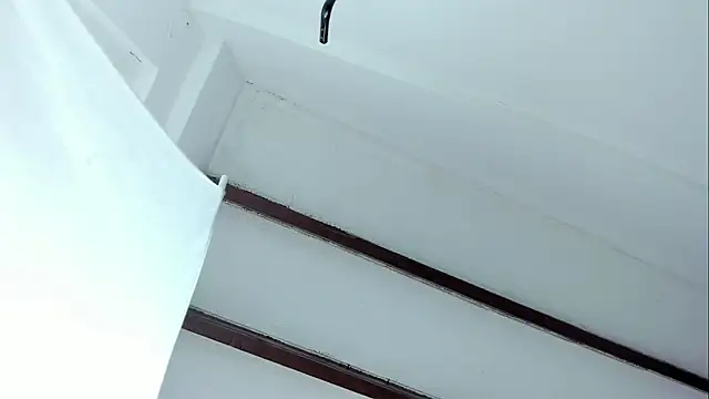 Oriana Guzman online show from January 15, 2025, 10:06 am