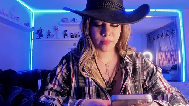 albaismynameX online show from January 18, 2025, 3:16 pm