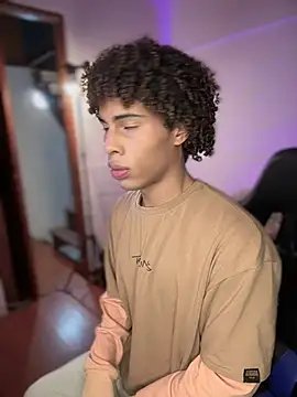 kleo helenos online show from December 1, 2025, 6:07 am