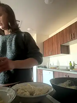 SexyB214 online show from November 14, 2025, 3:33 pm