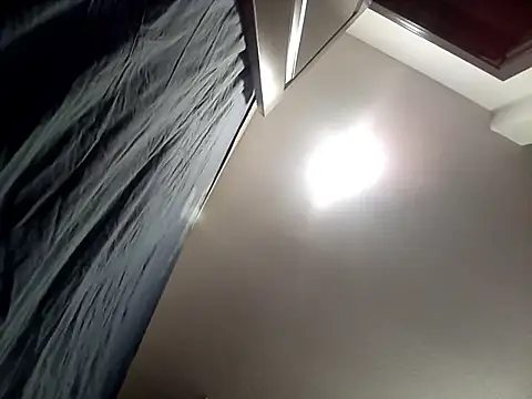 SexyB214 online show from November 28, 2025, 5:15 pm