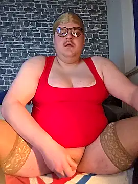 MoniqueBader22 online show from April 26, 2026, 2:53 am