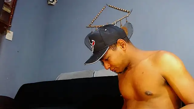 Grandeygruesa1 online show from February 4, 2025, 11:49 am