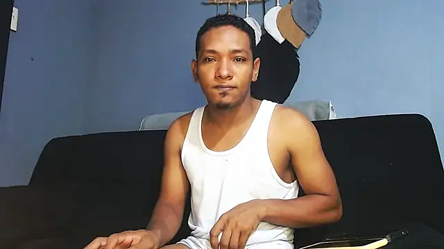 Grandeygruesa1 online show from September 21, 2025, 8:49 am