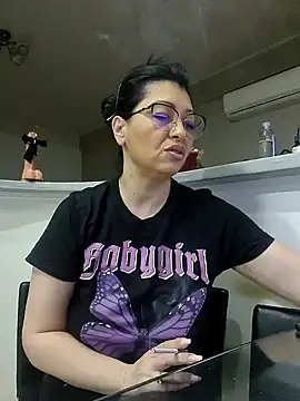 Snapshot of Milf_Abigail chatting on January 31, 2025, 10:10 pm Milf Abigail online show from January 31, 2025, 10:10 pm
