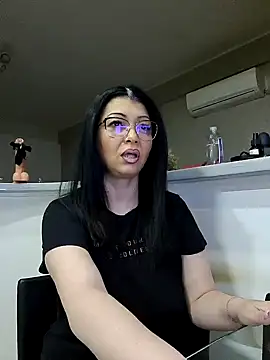 Snapshot of Milf_Abigail chatting on February 9, 2025, 11:36 pm Milf Abigail online show from February 9, 2025, 11:36 pm