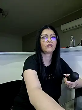 Snapshot of Milf_Abigail chatting on February 22, 2025, 11:46 pm Milf Abigail online show from February 22, 2025, 11:46 pm