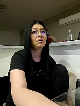 Snapshot of Milf_Abigail chatting on February 23, 2025, 2:51 am Milf Abigail online show from February 23, 2025, 2:51 am