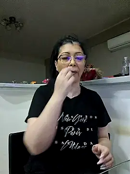 Snapshot of Milf_Abigail chatting on March 2, 2025, 11:09 pm Milf Abigail online show from March 2, 2025, 11:09 pm