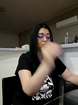 Snapshot of Milf_Abigail chatting on March 11, 2025, 3:26 am Milf Abigail online show from March 11, 2025, 3:26 am