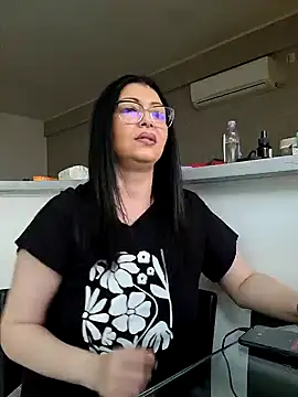 Snapshot of Milf_Abigail chatting on March 11, 2025, 6:32 am Milf Abigail online show from March 11, 2025, 6:32 am