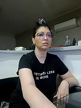 Snapshot of Milf_Abigail chatting on March 21, 2025, 1:56 am Milf Abigail online show from March 21, 2025, 1:56 am
