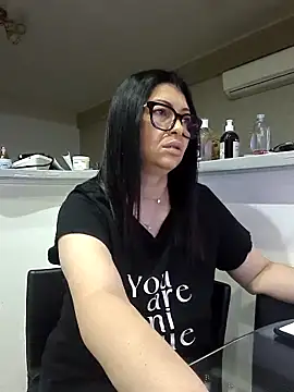 Snapshot of Milf_Abigail chatting on September 21, 2025, 1:29 am Milf Abigail online show from September 21, 2025, 1:29 am