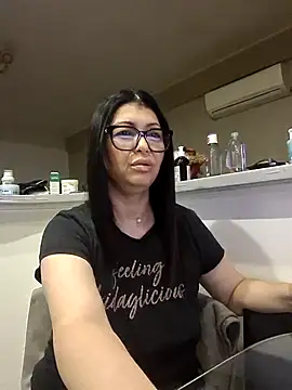 Snapshot of Milf_Abigail chatting on October 9, 2025, 1:03 am Milf Abigail online show from October 9, 2025, 1:03 am