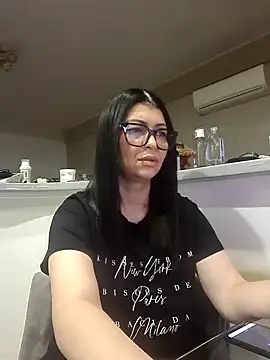 Snapshot of Milf_Abigail chatting on October 14, 2025, 10:21 pm Milf Abigail online show from October 14, 2025, 10:21 pm