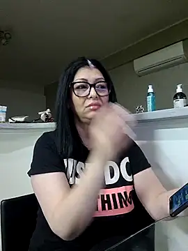 Milf Abigail online show from March 18, 2026, 11:52 pm