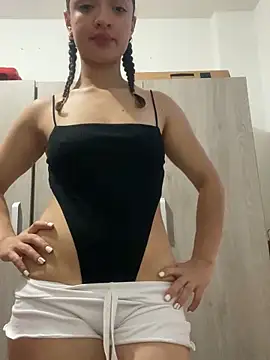 Alicia ALICIA online show from January 10, 2025, 5:24 pm