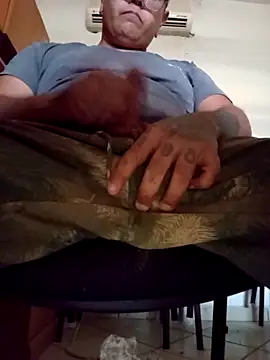 AlanDickson online show from September 15, 2025, 9:04 pm