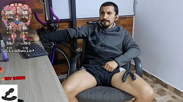 Snapshot of Marck_Muscle chatting on October 23, 2025, 12:43 am Marck Muscle online show from October 23, 2025, 12:43 am