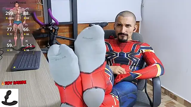 Snapshot of Marck_Muscle chatting on October 31, 2025, 1:17 am Marck Muscle online show from October 31, 2025, 1:17 am