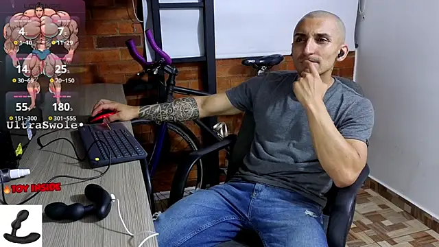 Snapshot of Marck_Muscle chatting on November 15, 2025, 1:14 am Marck Muscle online show from November 15, 2025, 1:14 am