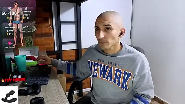 Marck Muscle online show from January 9, 2026, 3:42 am