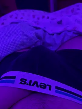 Maxxxooouuu online show from April 13, 2026, 5:29 pm