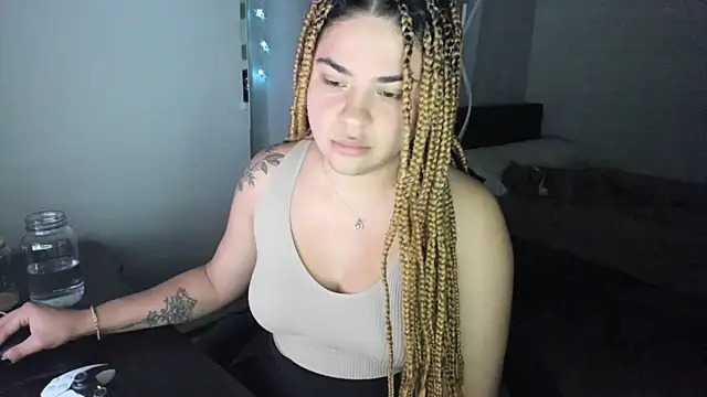 MelSaunders online show from December 16, 2024, 6:21 am