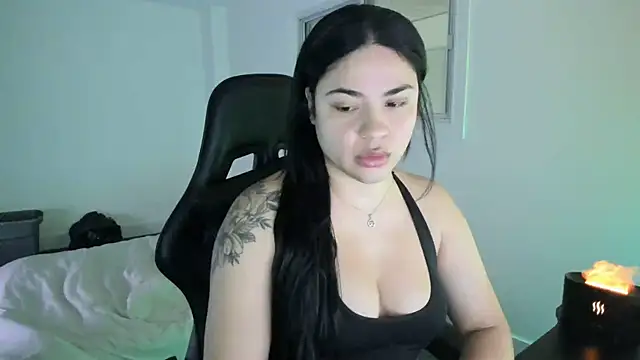 MelSaunders online show from February 9, 2025, 2:38 am