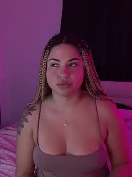 MelSaunders online show from October 22, 2025, 1:06 am