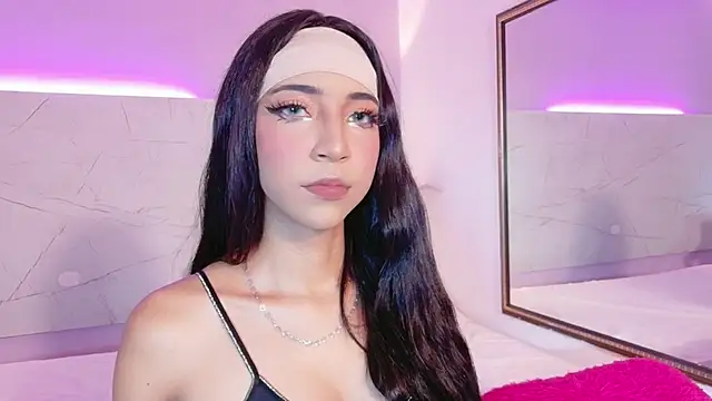 AbrilBrent online show from January 6, 2026, 6:44 pm