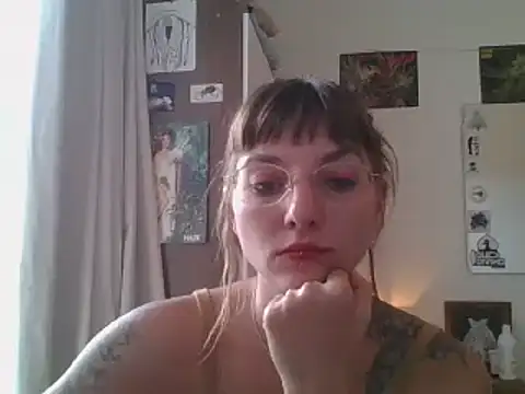 Snapshot of SweetyBabyDemon chatting on December 1, 2024, 5:57 pm SweetyBabyDemon online show from December 1, 2024, 5:57 pm