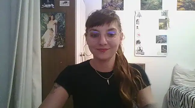 Snapshot of SweetyBabyDemon chatting on December 11, 2024, 11:54 pm SweetyBabyDemon online show from December 11, 2024, 11:54 pm