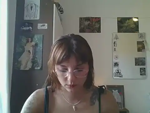 Snapshot of SweetyBabyDemon chatting on January 2, 2025, 6:45 pm SweetyBabyDemon online show from January 2, 2025, 6:45 pm