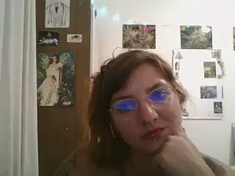 Snapshot of SweetyBabyDemon chatting on February 4, 2025, 10:45 pm SweetyBabyDemon online show from February 4, 2025, 10:45 pm