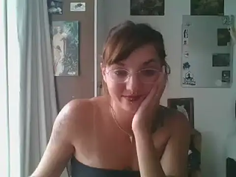 Snapshot of SweetyBabyDemon chatting on February 19, 2025, 6:00 pm SweetyBabyDemon online show from February 19, 2025, 6:00 pm