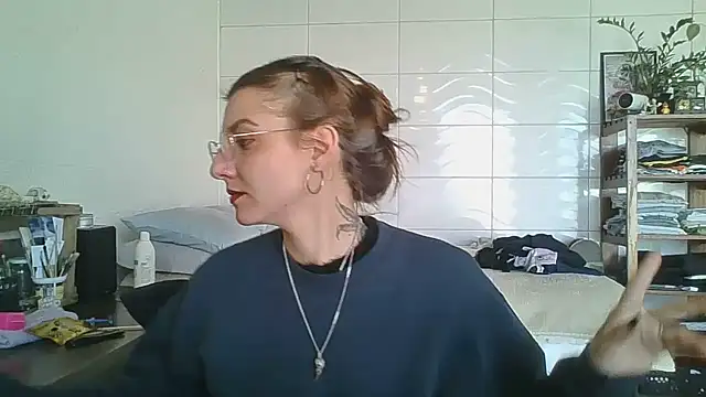 Snapshot of SweetyBabyDemon chatting on September 13, 2025, 1:44 pm SweetyBabyDemon online show from September 13, 2025, 1:44 pm