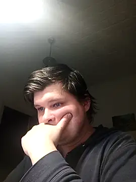 Snapshot of Adam_ray chatting on April 13, 2026, 6:13 pm Adam ray online show from April 13, 2026, 6:13 pm