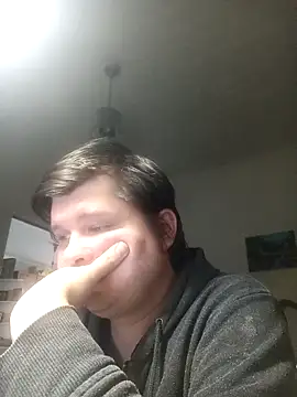 Snapshot of Adam_ray chatting on April 18, 2026, 7:23 am Adam ray online show from April 18, 2026, 7:23 am