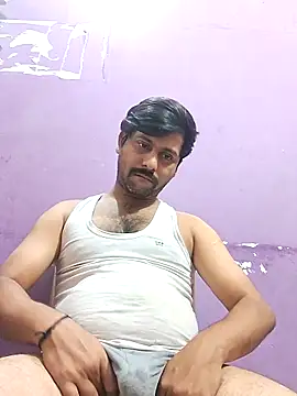 Snapshot of GlassBarge9 chatting on January 12, 2025, 5:33 pm GlassBarge9 online show from January 12, 2025, 5:33 pm