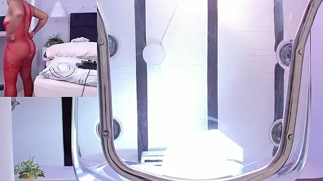 Snapshot of BrianaHazel chatting on March 18, 2025, 12:38 am BrianaHazel online show from March 18, 2025, 12:38 am