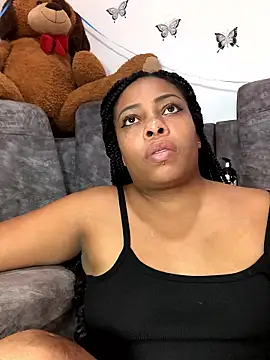 Snapshot of BrianaHazel chatting on January 8, 2026, 1:41 am BrianaHazel online show from January 8, 2026, 1:41 am