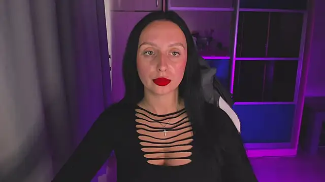 Christy Calypso online show from June 24, 2026, 3:33 pm