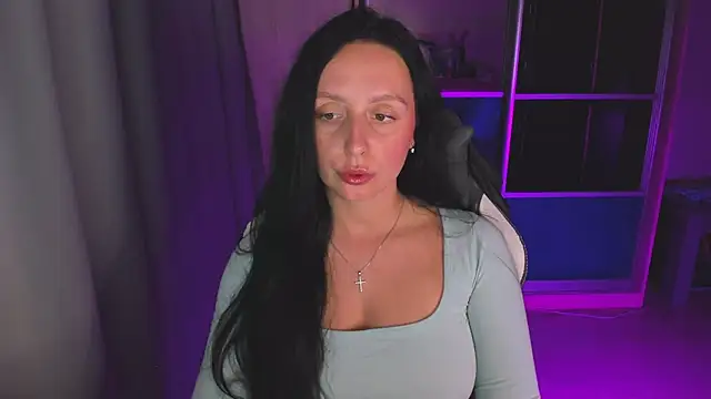 Christy Calypso online show from July 2, 2026, 3:29 pm