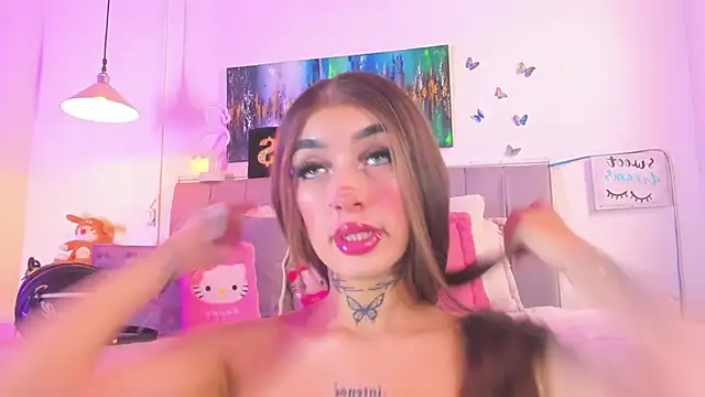 Snapshot of Andrea_flow chatting on December 2, 2024, 2:30 pm Andrea flow online show from December 2, 2024, 2:30 pm