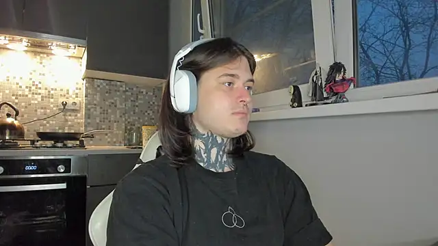  torfin  online show from March 14, 2025, 3:59 am