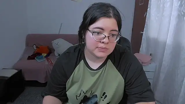 Aria Fullbuster online show from November 14, 2025, 9:13 pm