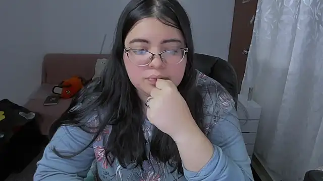 Aria Fullbuster online show from November 15, 2025, 9:00 pm