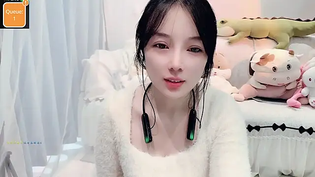 Snapshot of AKiKi711 chatting on October 19, 2025, 4:24 am AKiKi711 online show from October 19, 2025, 4:24 am